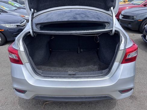 Used 2019 Nissan Sentra S FWD image 8