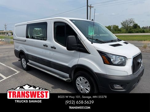 Used 2025 Ford Transit 250 Low Roof w/ Exterior Upgrade Package RWD image 16