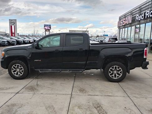 Used 2022 GMC Canyon AT4 image 8