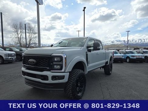 New 2025 Ford F250 Lariat w/ Lariat Ultimate Package AWD/4WD image 8