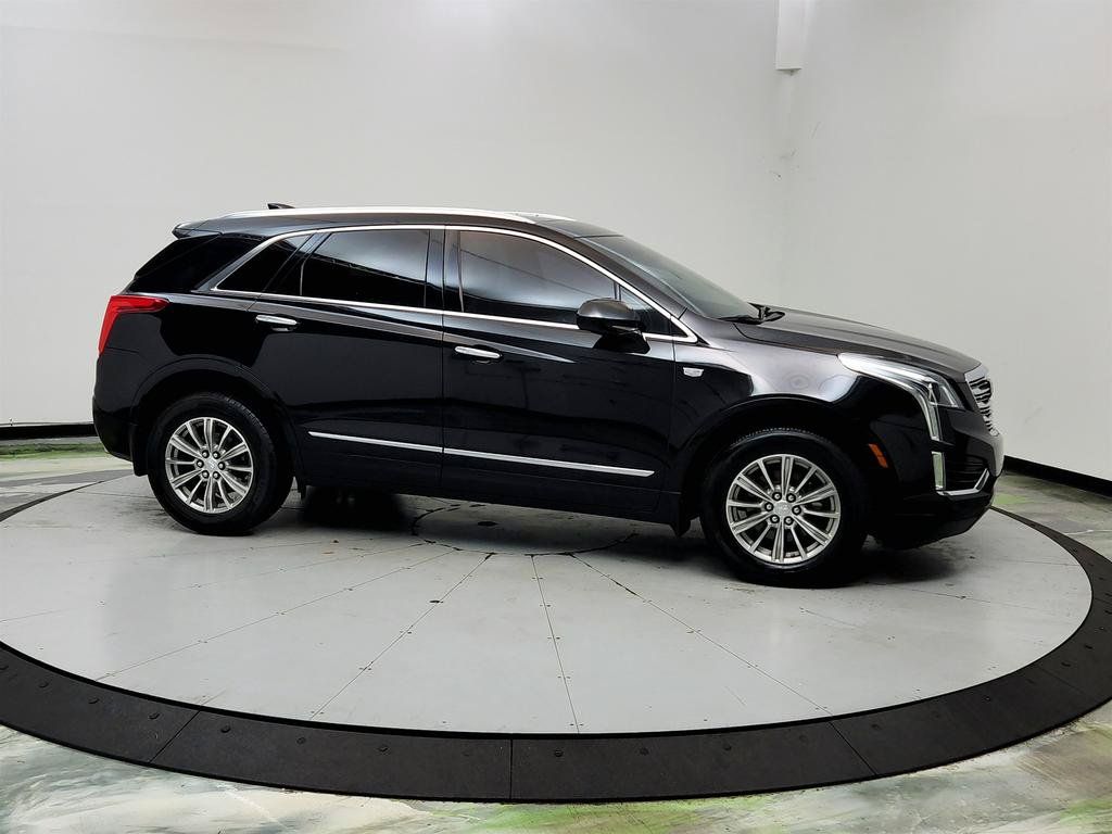 Used 2019 Cadillac XT5 Luxury FWD image 4