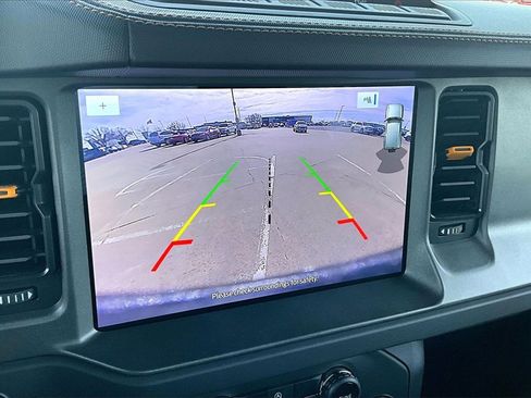 Used 2024 Ford Bronco Badlands image 23