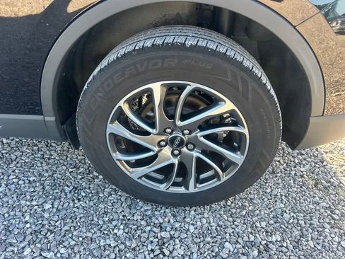 Used 2021 Lincoln Corsair AWD image 46