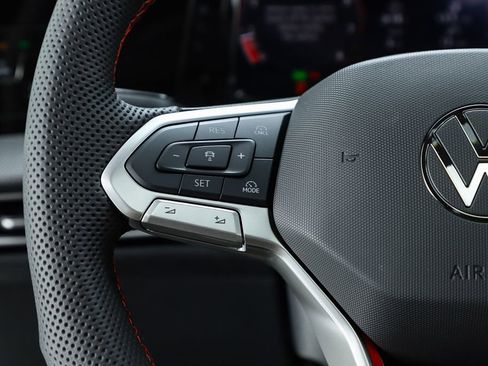 New 2026 Volkswagen GTI SE FWD image 59