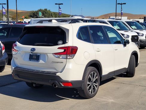 Used 2019 Subaru Forester Limited image 4