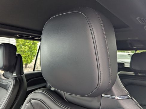 Used 2024 Lincoln Navigator Reserve AWD/4WD image 29