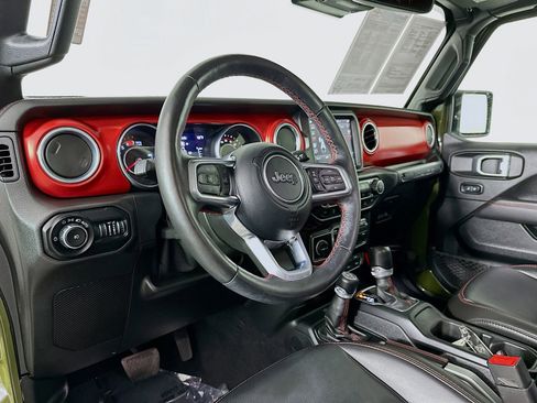 Used 2021 Jeep Wrangler Unlimited Rubicon w/ Uconnect 4C Nav & Sound Group AWD/4WD image 13
