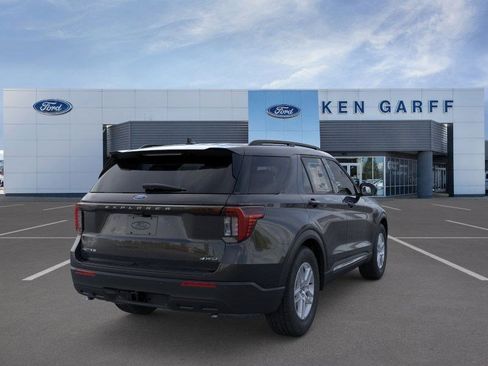 New 2025 Ford Explorer Active image 11
