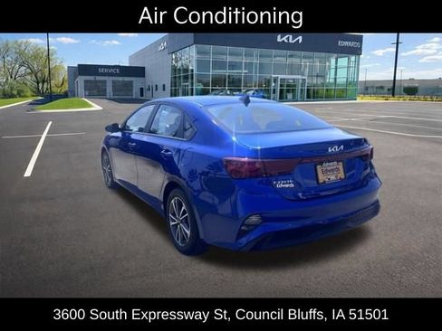 Used 2024 Kia Forte LXS FWD image 9