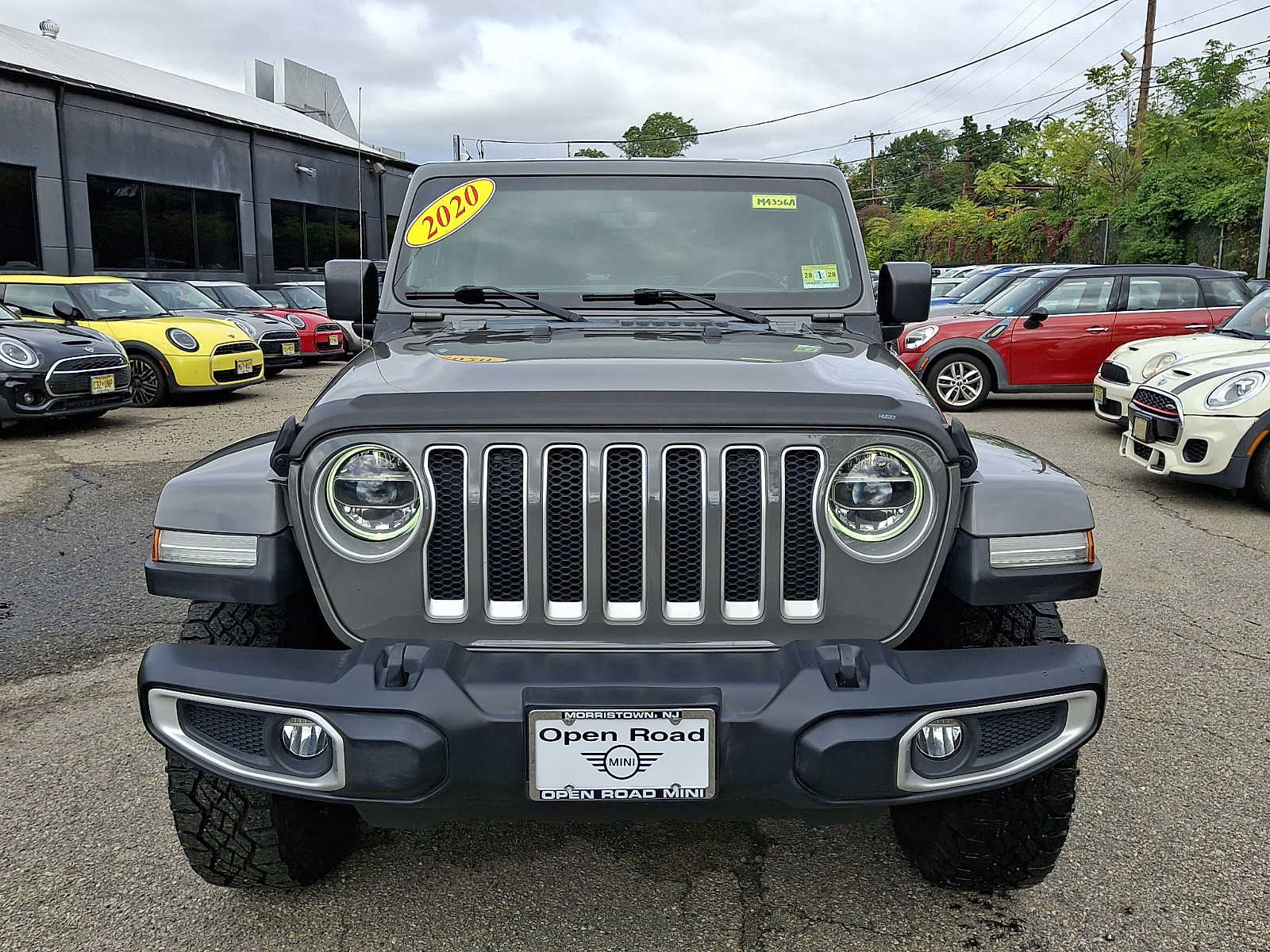 Used 2020 Jeep Wrangler Unlimited Sahara AWD/4WD image 2