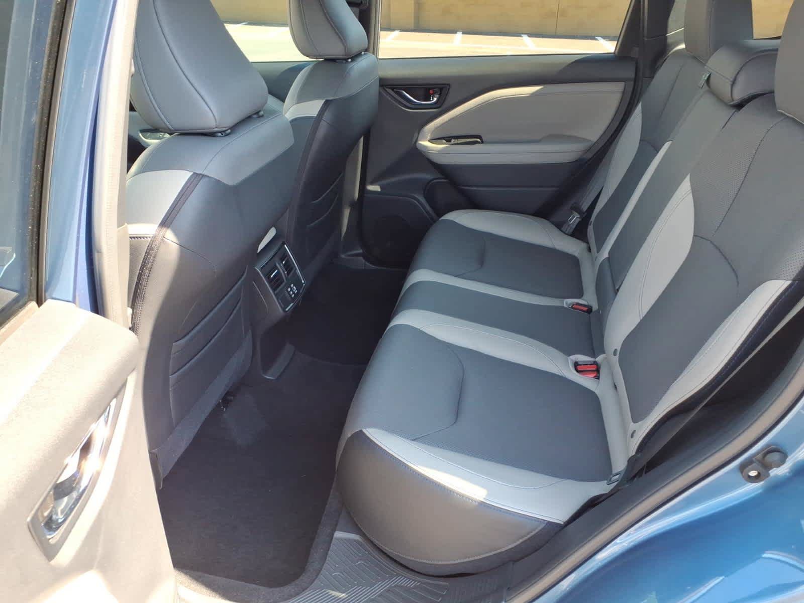 Used 2025 Subaru Forester Limited AWD/4WD image 24