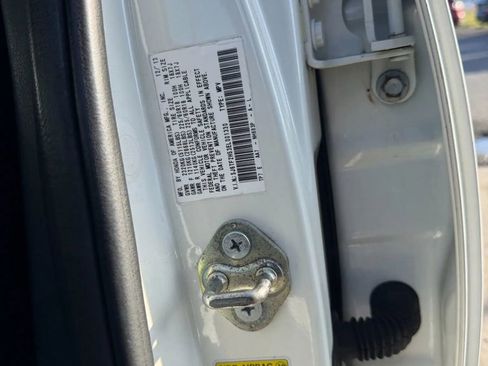 Used 2014 Honda Crosstour EX-L image 13