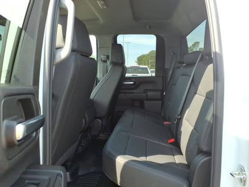 New 2026 GMC Sierra 2500 Pro w/ Convenience Package image 21