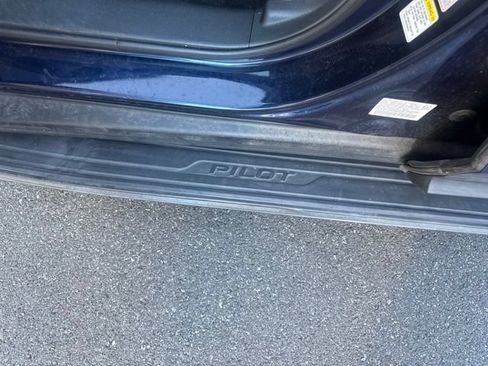 Used 2016 Honda Pilot Touring image 14