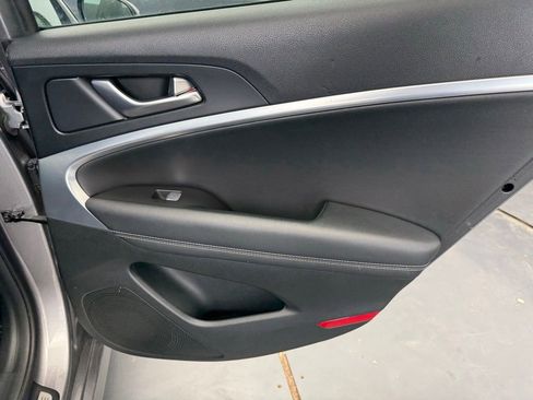 Used 2023 Genesis G70 2.0T AWD/4WD image 52