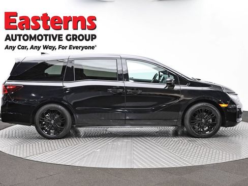 Used 2025 Honda Odyssey Sport-L image 4