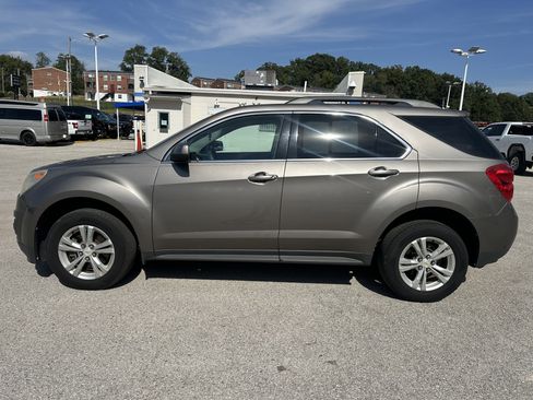 Used 2011 Chevrolet Equinox LT w/ Driver Convenience Package image 4