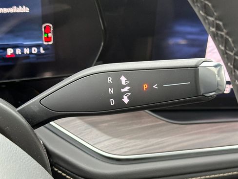 New 2026 Chevrolet Suburban Premier w/ Sun And Tow Package image 27