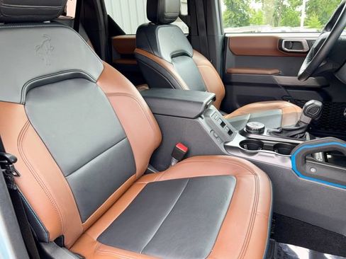 Used 2022 Ford Bronco Outer Banks AWD/4WD image 9
