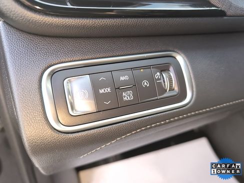 Used 2025 Buick Enclave Preferred image 18