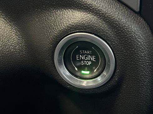 Used 2019 Chevrolet Silverado 1500 LT w/ Texas Edition image 18