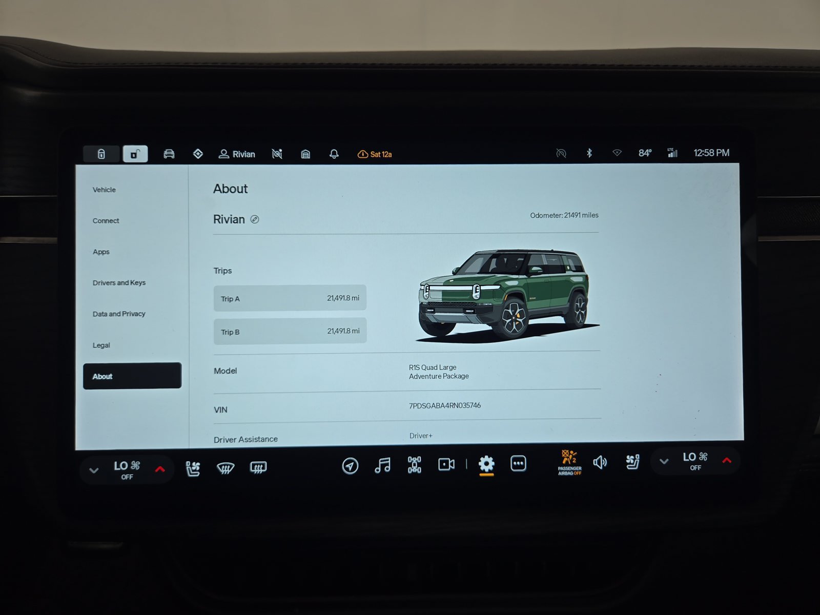 Used 2024 Rivian R1S Adventure Quad AWD/4WD image 29