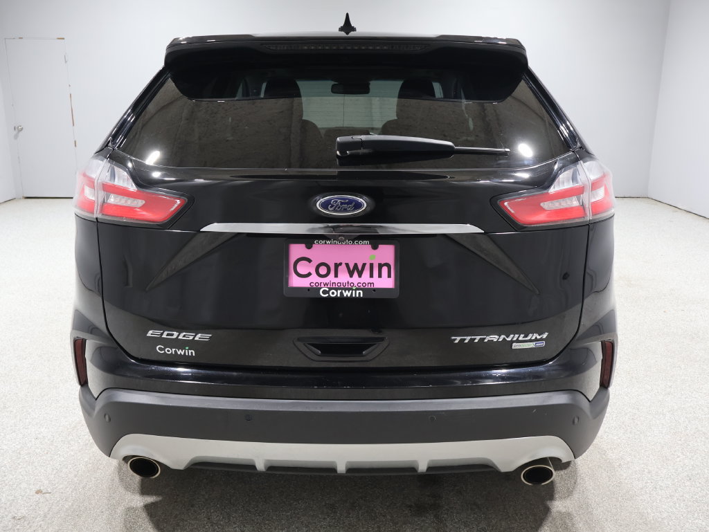 Used 2020 Ford Edge Titanium w/ Equipment Group 301A AWD/4WD image 3