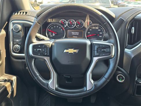 Used 2020 Chevrolet Silverado 1500 LT w/ All-Star Edition image 17