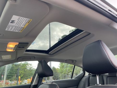 New 2025 Nissan Altima 2.5 SR w/ SR Premium Package image 17