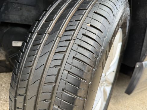 Used 2016 Dodge Grand Caravan SXT FWD image 32