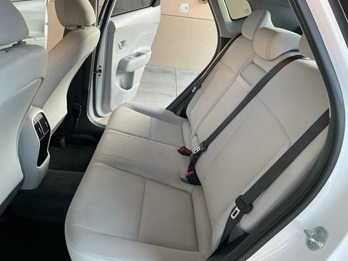 Certified 2025 Hyundai Kona SEL image 13