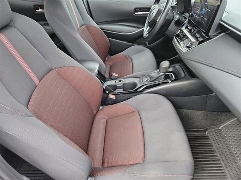 Used 2024 Toyota Corolla SE image 11