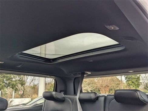 New 2024 Jeep Wagoneer 4WD w/ Premium Group I image 24