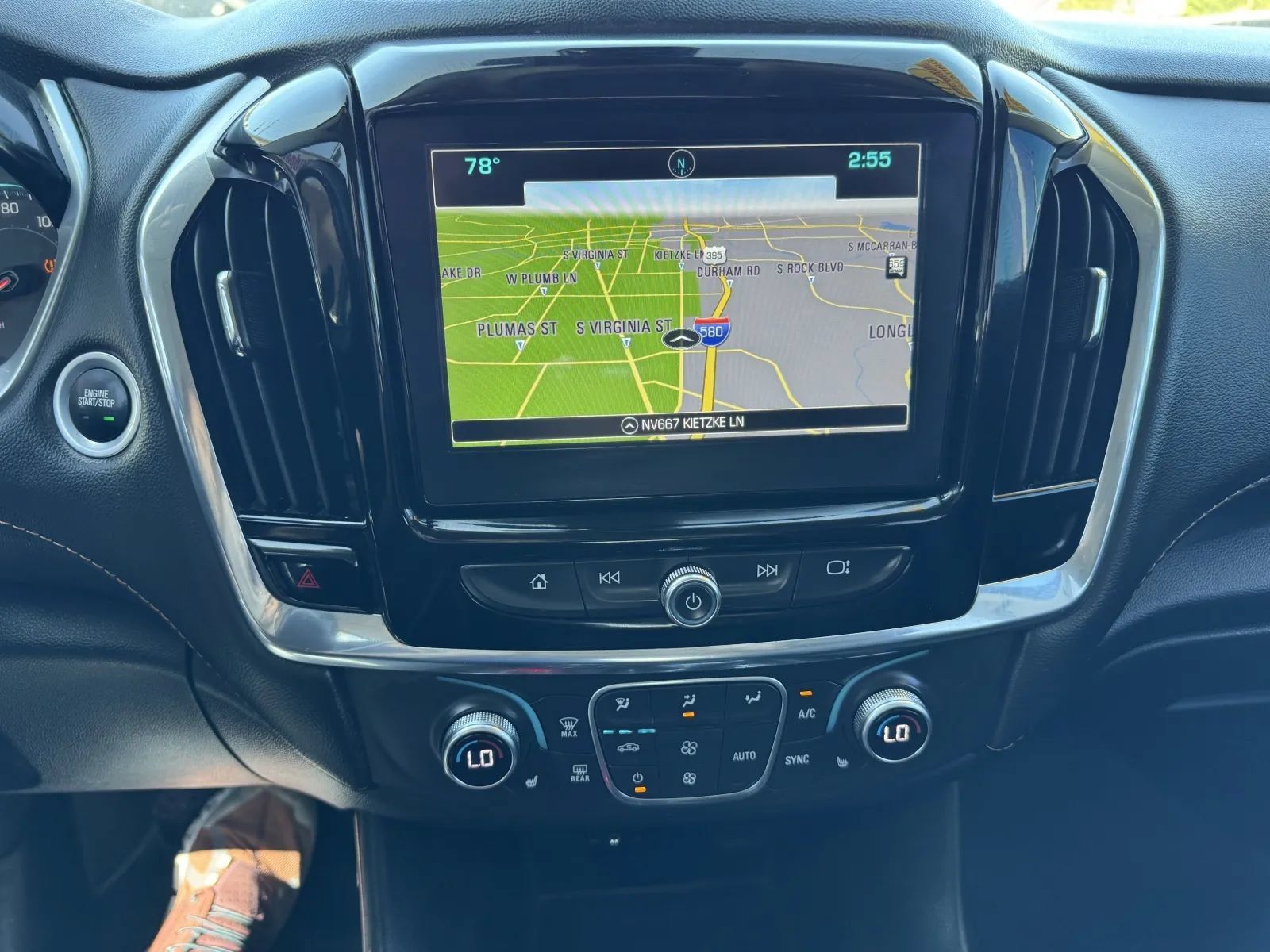 Used 2019 Chevrolet Traverse RS w/ LPO, 'HIT The Road' Package AWD/4WD image 27