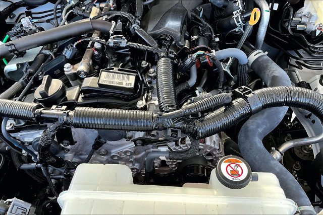 Used 2025 Toyota Tacoma TRD Off-Road AWD/4WD image 34