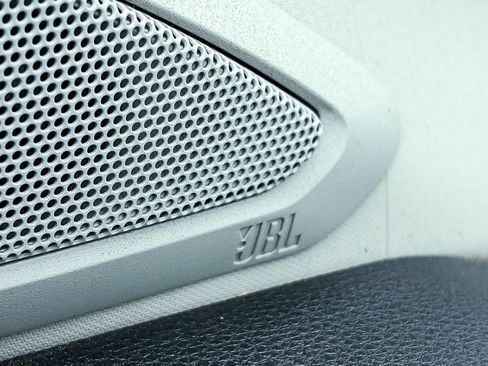 Used 2024 Toyota Tundra Limited AWD/4WD image 6