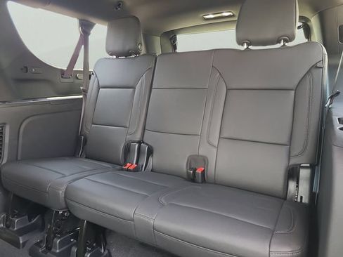 New 2026 Chevrolet Suburban LT w/ Comfort Package RWD image 15
