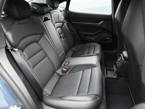 New 2025 Porsche Taycan image 28