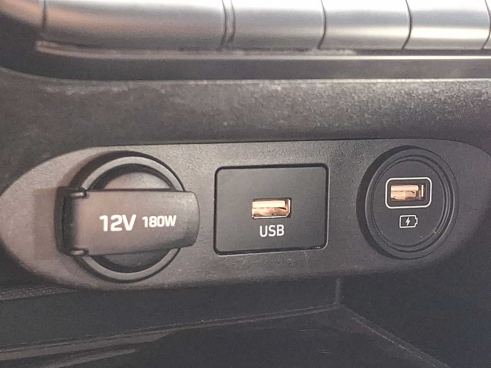 Used 2021 Hyundai Elantra SEL w/ Convenience + Premium Package FWD image 24
