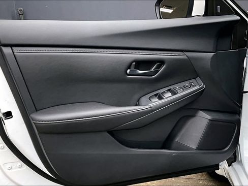 Certified 2025 Nissan Sentra S image 19