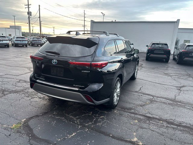 Used 2023 Toyota Highlander Platinum AWD/4WD image 7