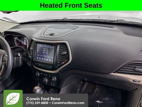 Used 2016 Jeep Cherokee Latitude w/ Comfort/Convenience Group image 27