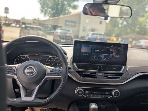 New 2026 Nissan Altima 2.5 SV w/ SV Special Edition Package FWD image 14