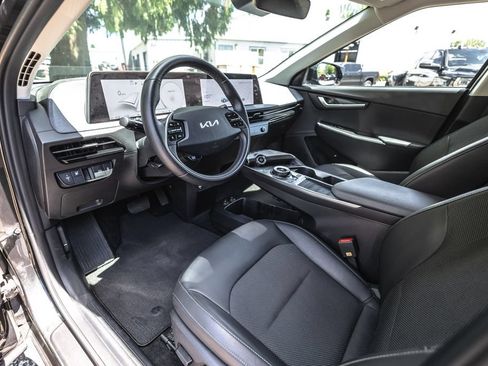 Used 2024 Kia EV6 Light AWD/4WD image 15
