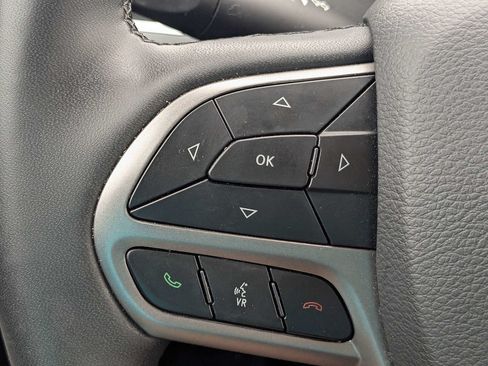 Used 2022 Jeep Cherokee Latitude Lux FWD image 25
