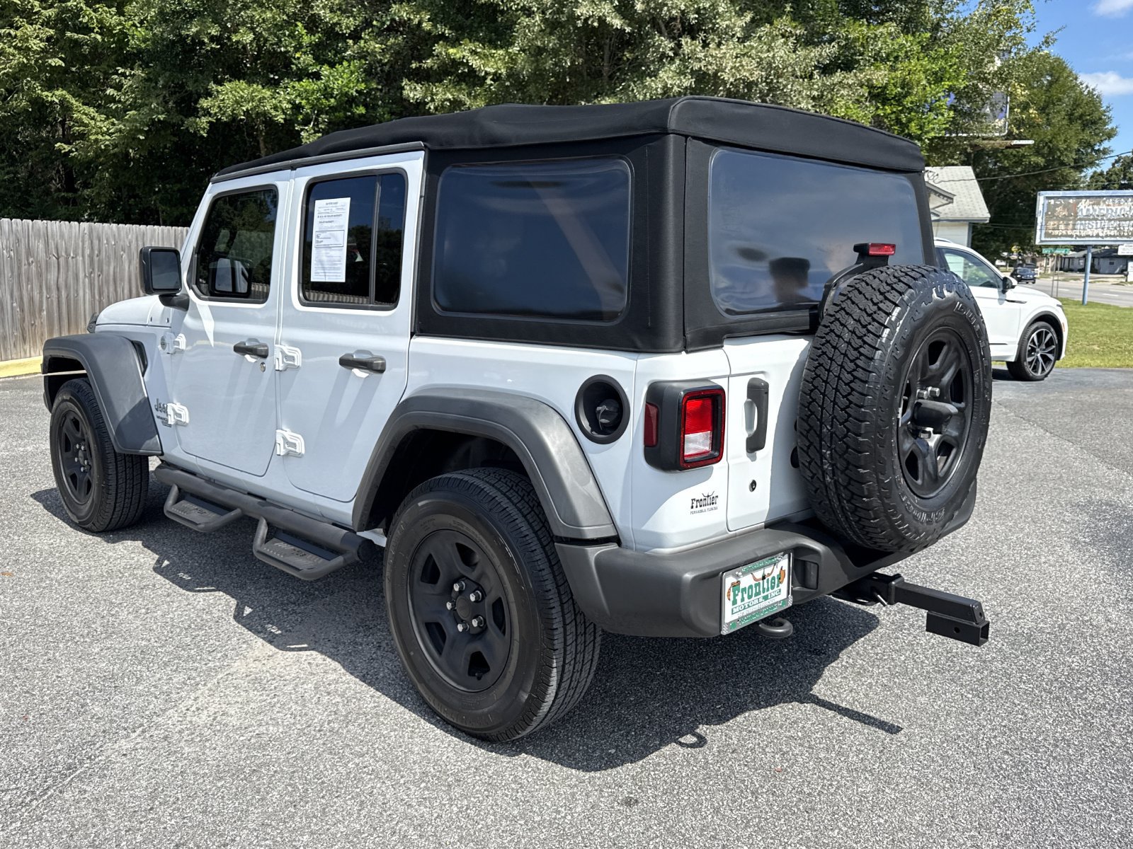 Used 2018 Jeep Wrangler Unlimited Sport S AWD/4WD image 4