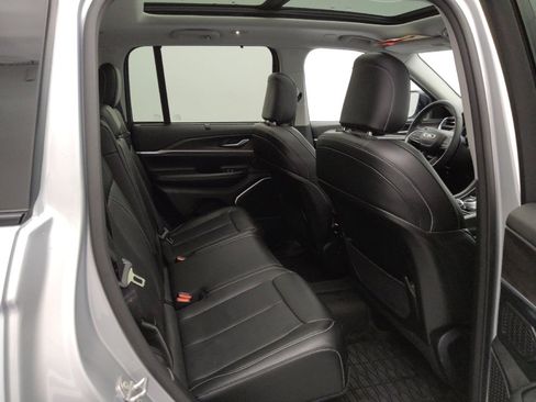 Used 2023 Jeep Grand Cherokee 4WD 4xe w/ Luxury Tech Group II image 19