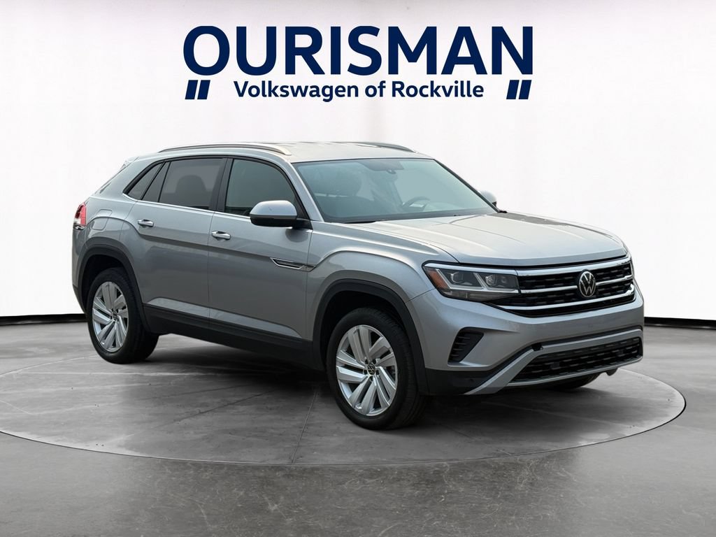 Used 2023 Volkswagen Atlas Cross Sport SE AWD/4WD image 1