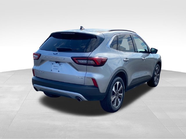 Used 2024 Ford Escape Platinum AWD/4WD image 4