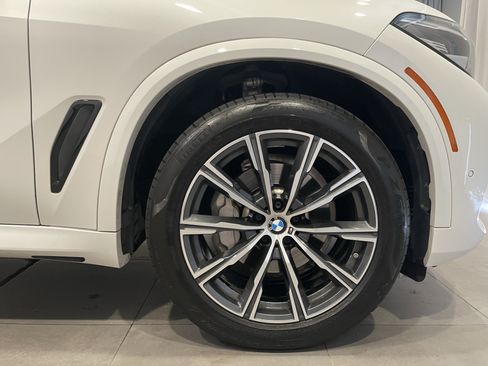 Used 2020 BMW X5 xDrive40i w/ M Sport Package AWD/4WD image 10